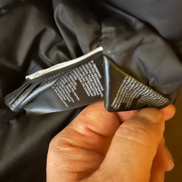 🔥SALE🔥The North Face Light Puffer Jacket - Picture 4 of 5